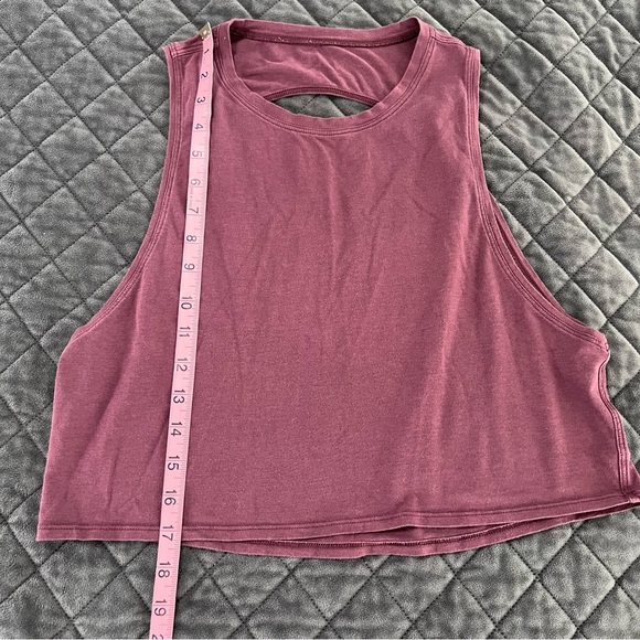 Lululemon Tank Top Women 6 Crop Cut Back Arctic Plum Muscle Tank Athletic BB - Picture 4 of 8